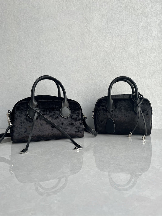 Foreign trade factory tail order high-quality diamond velvet bowling bag simple fashion pillow bag cowhide one-shoulder crossbody women