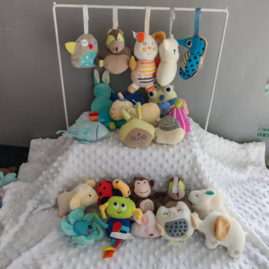 Baby miscellaneous hand grab toys, small grab parts, rattles, paper teether, film rings, lathes, hanging fitness frame accessories, DIY