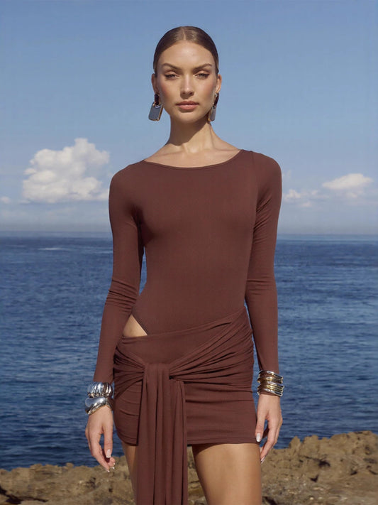 Foreign trade women's European and American spicy skirts, huge good-looking autumn dresses, long-sleeved vacation hips, sexy super tight skirts