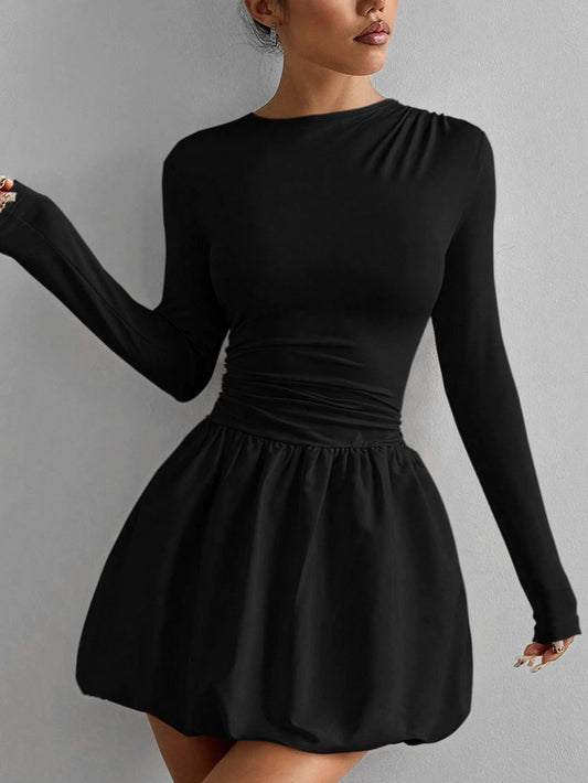 European and American flower bud skirts, 2026 super hot age-reducing dresses, slim fit, pure desire, small black skirts, light luxury, niche skirts